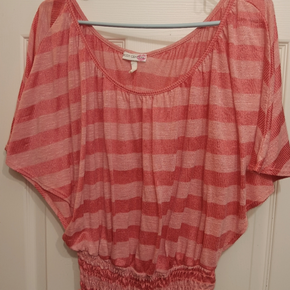 Body central blouse.